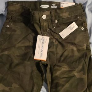 NWT Old Navy boys sz 8 Karate slim pants camo